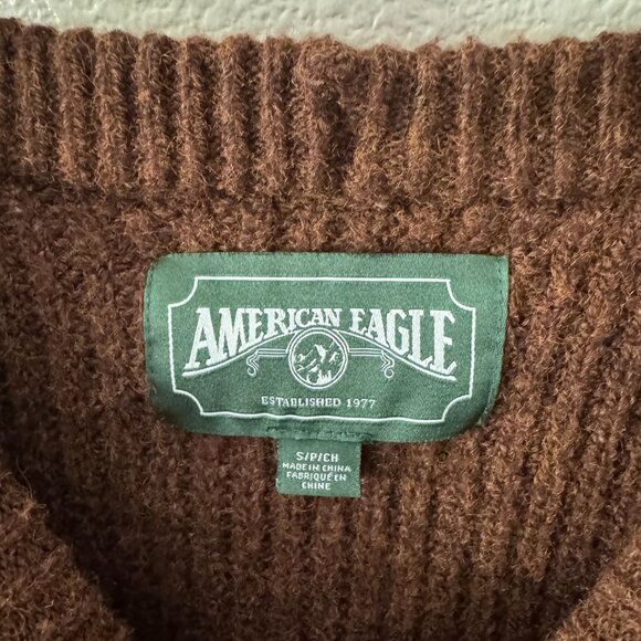American Eagle Brown Wool Blend Knit Cropped Sweater Size Small - Picture 2 of 5